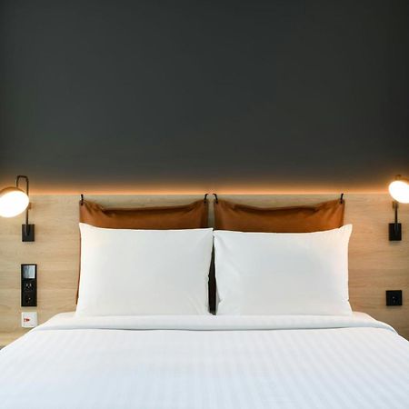 Moxy Stuttgart Feuerbach Hotel Ngoại thất bức ảnh