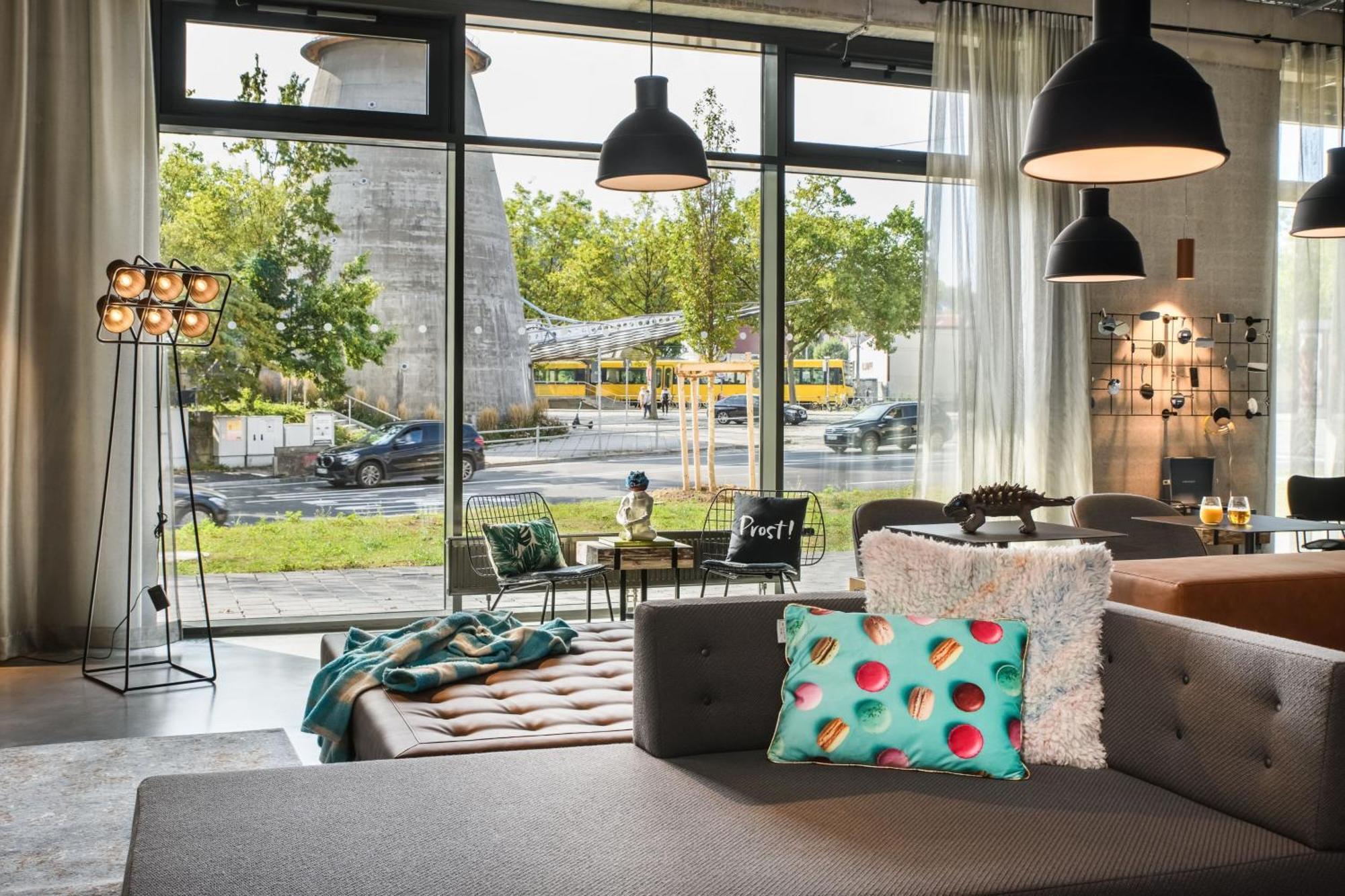 Moxy Stuttgart Feuerbach Hotel Ngoại thất bức ảnh
