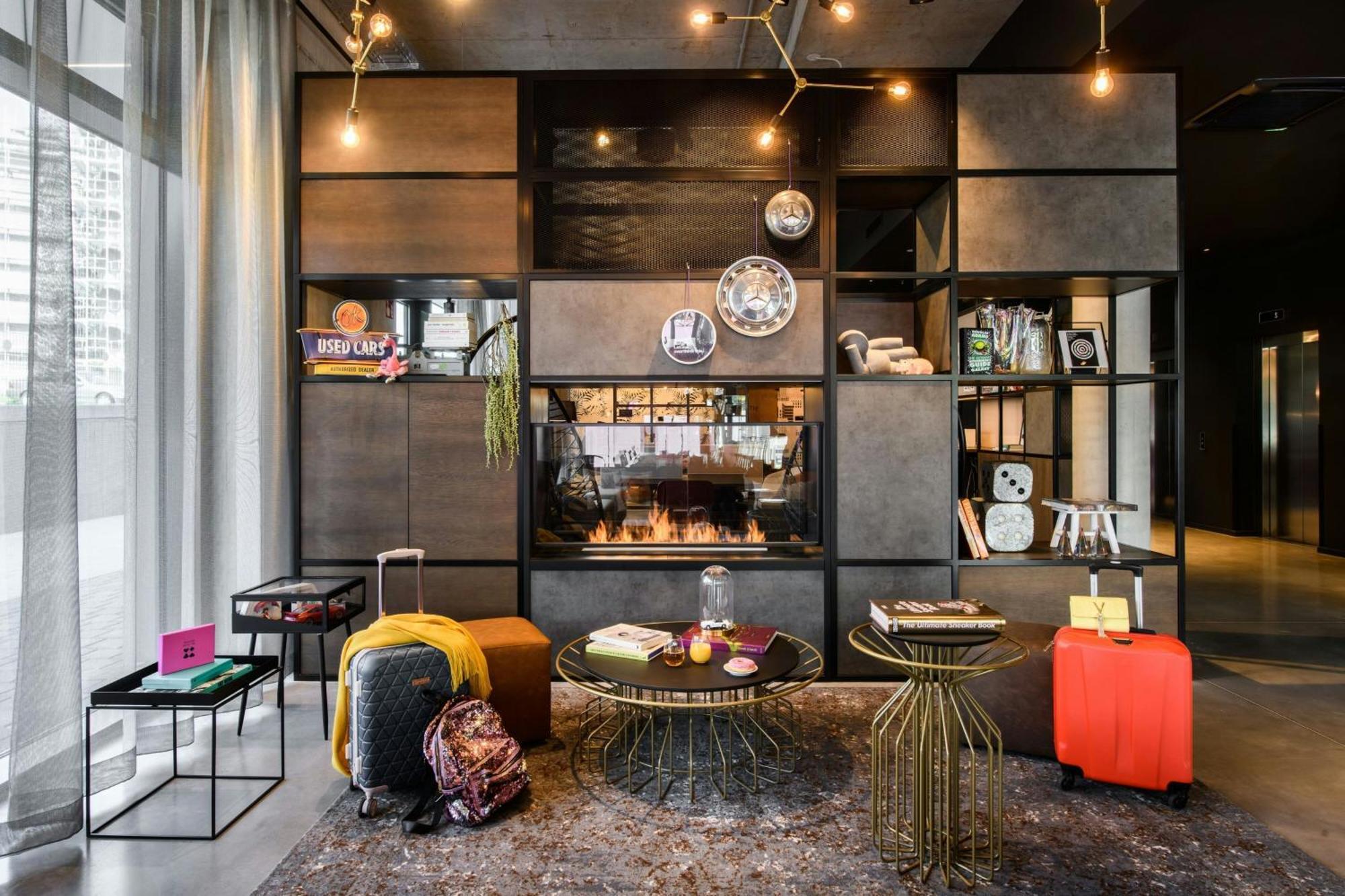 Moxy Stuttgart Feuerbach Hotel Ngoại thất bức ảnh