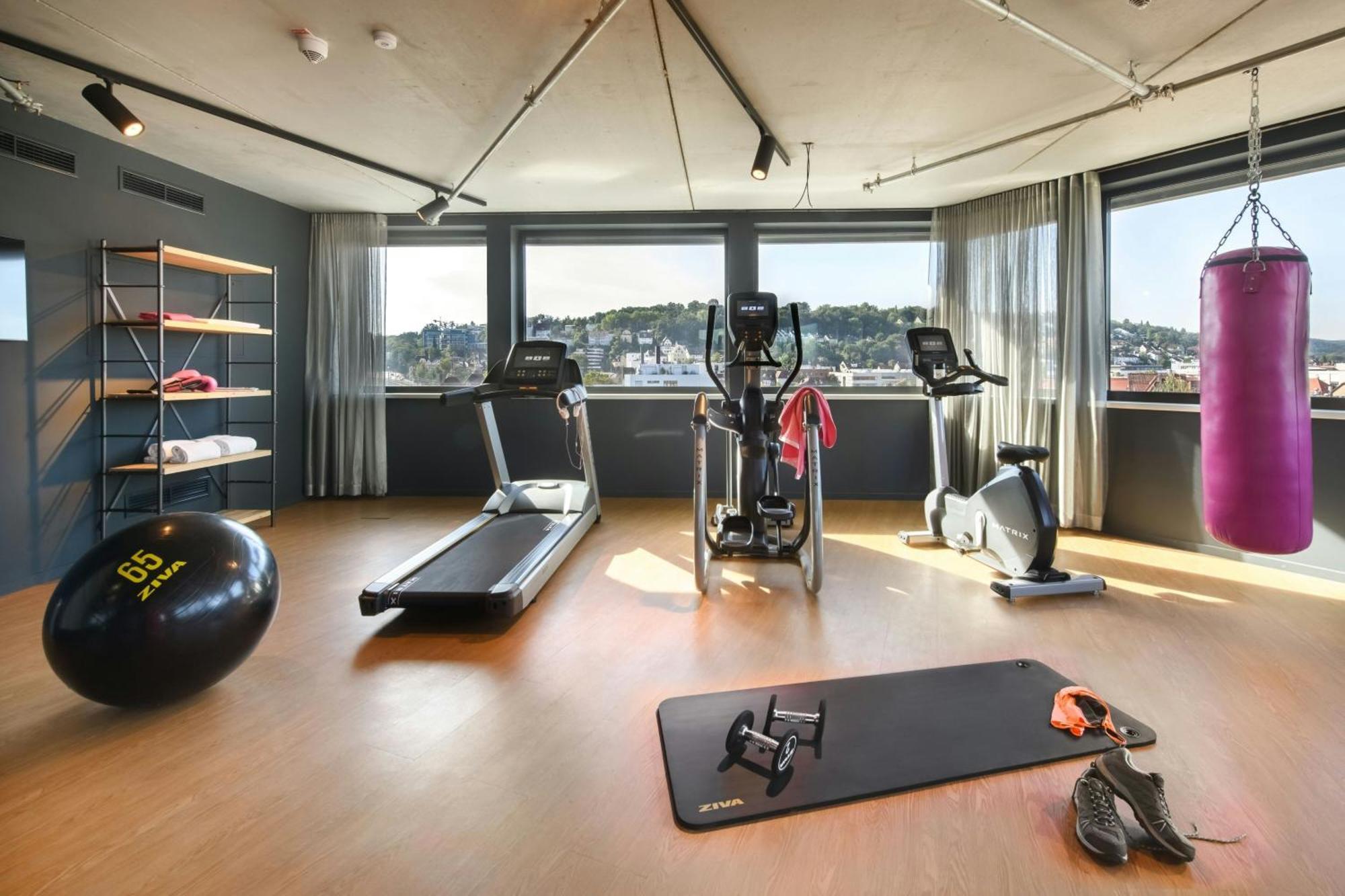 Moxy Stuttgart Feuerbach Hotel Ngoại thất bức ảnh