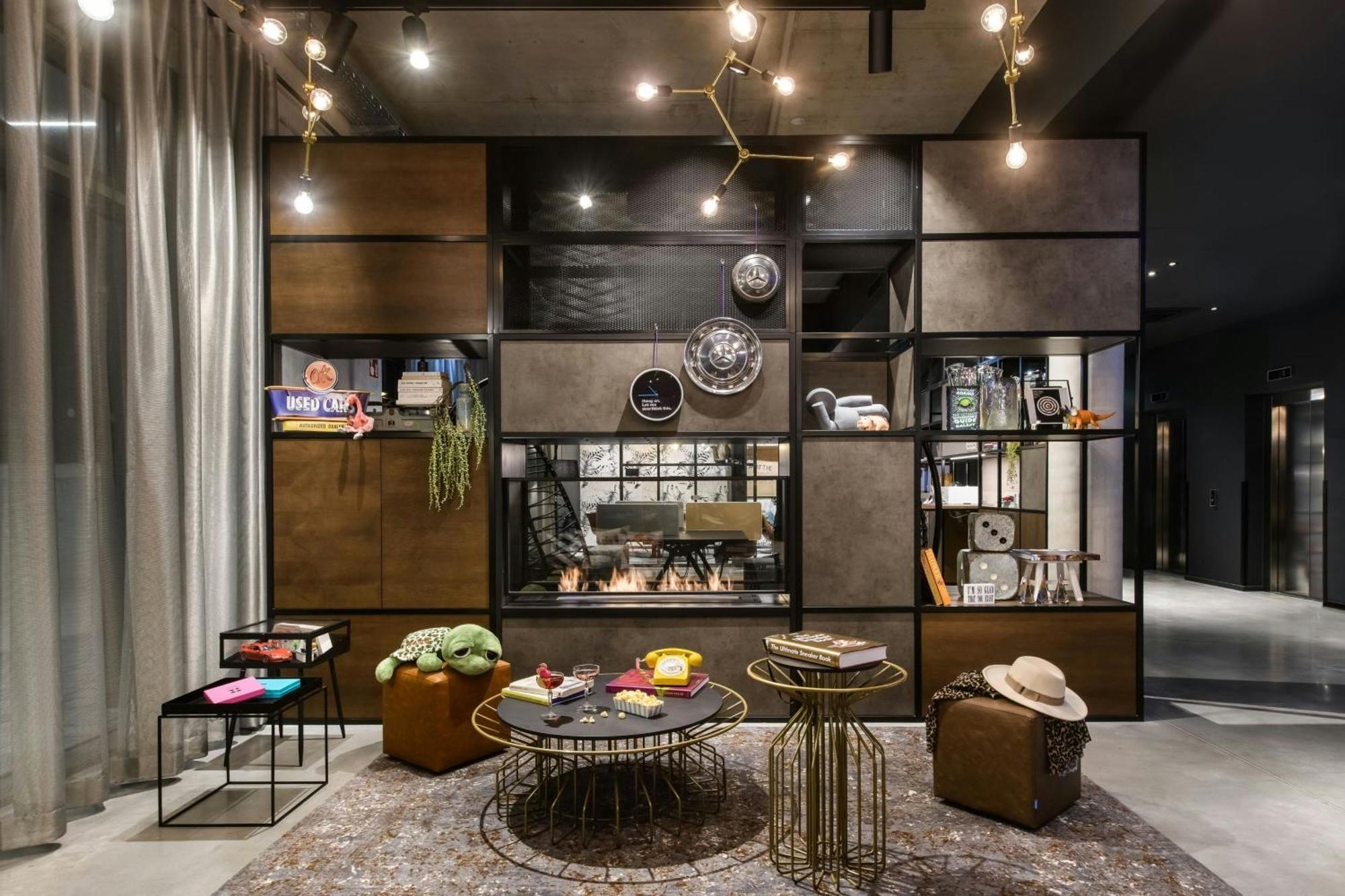 Moxy Stuttgart Feuerbach Hotel Ngoại thất bức ảnh